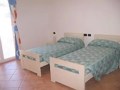 Sleeps 8 Pool Wifi Ossuccio